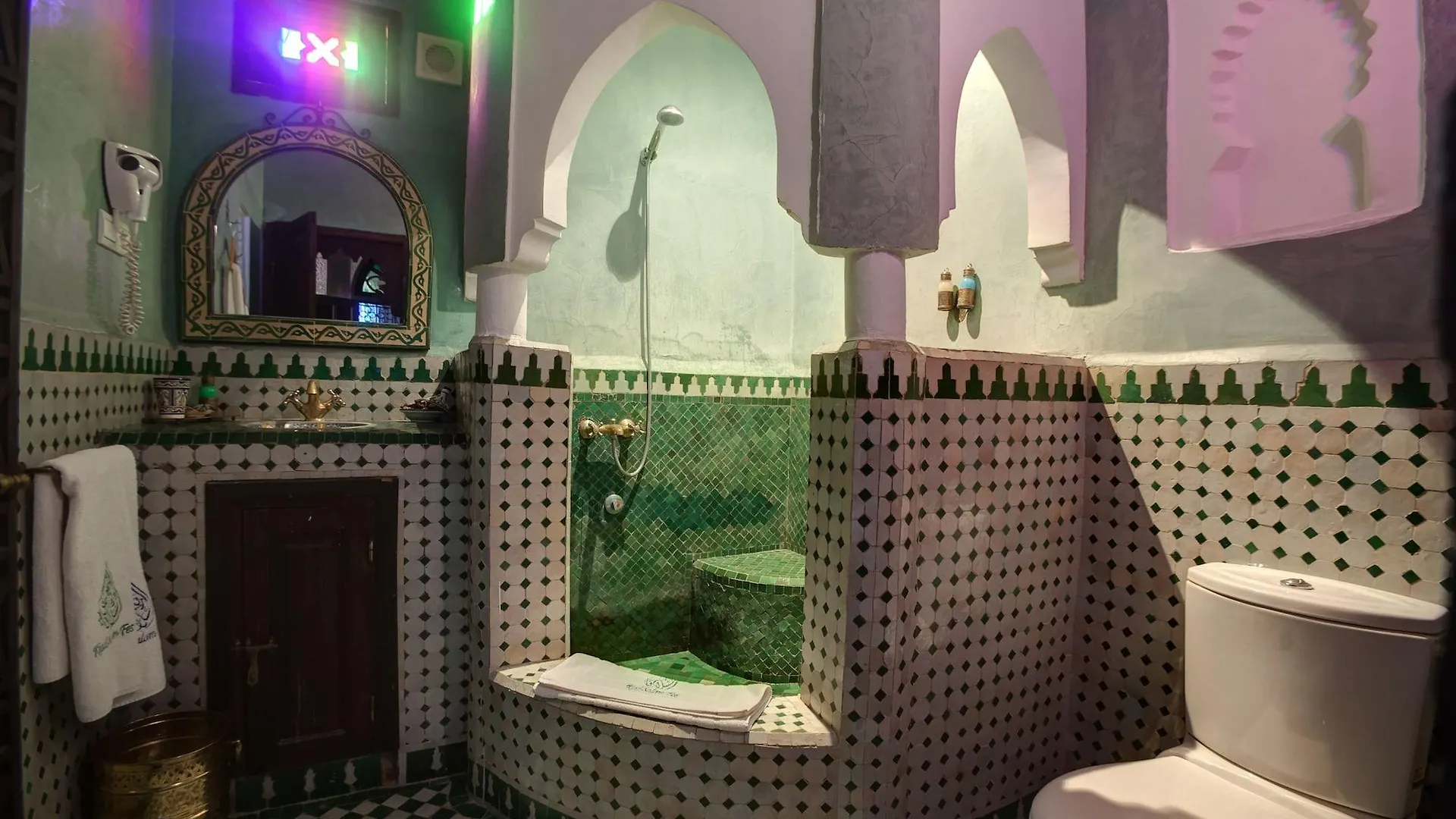 Riad Salam Fes